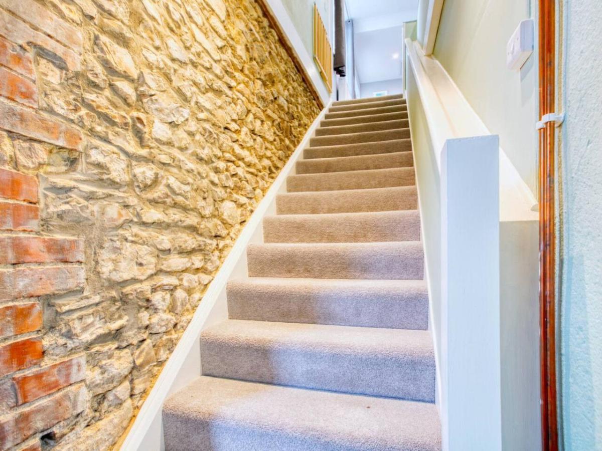 Lovely 2-Bed Apartment Colyton, Nr. Jurassic Coast Екстер'єр фото