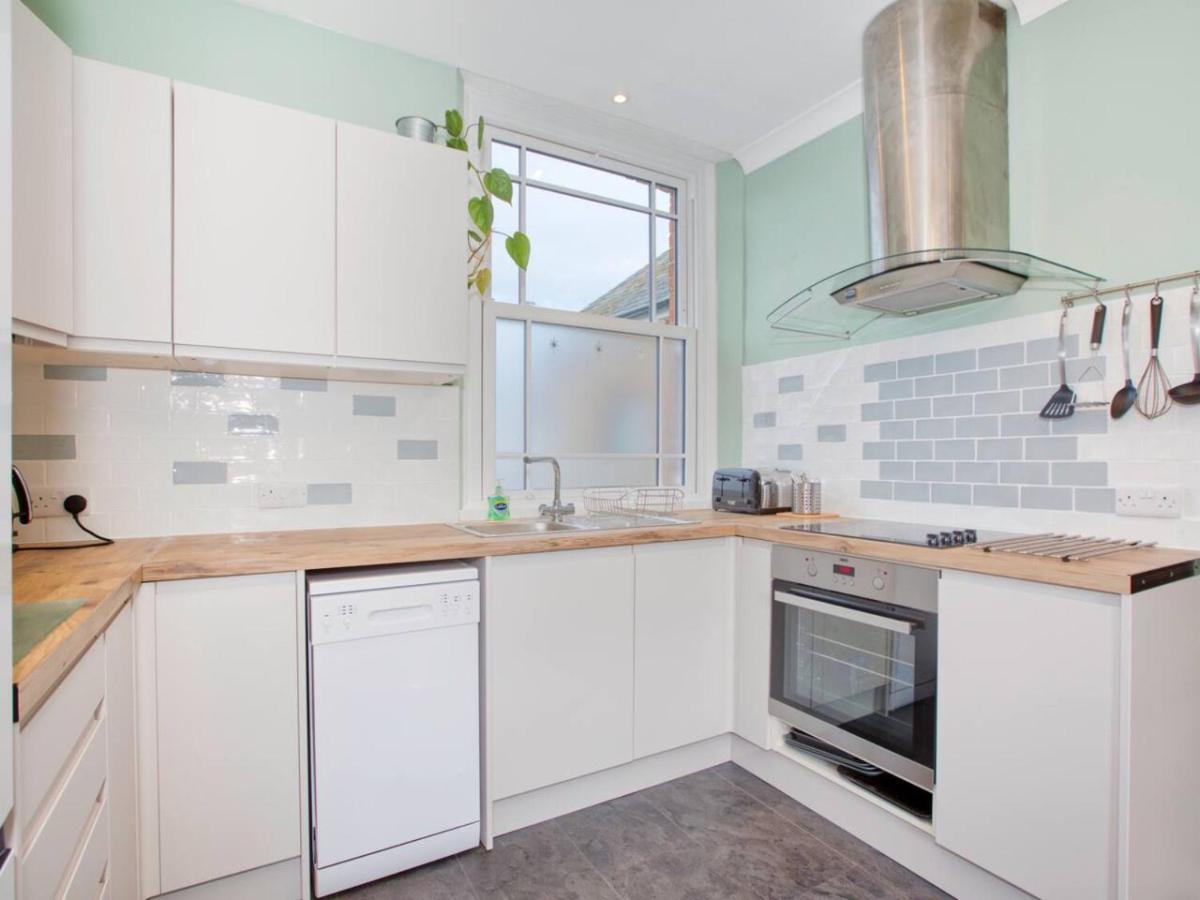 Lovely 2-Bed Apartment Colyton, Nr. Jurassic Coast Екстер'єр фото